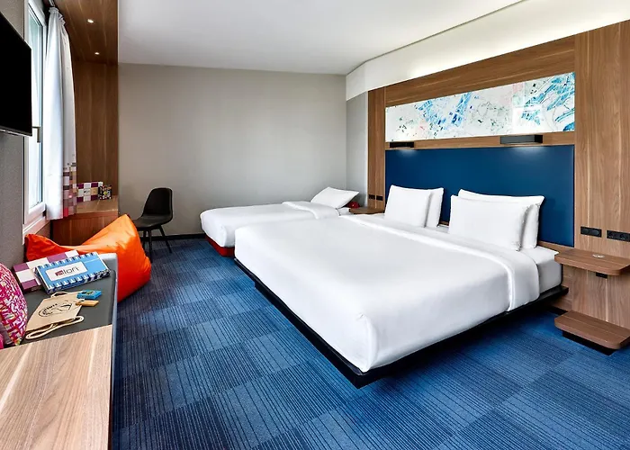 Aloft Hotel 4*